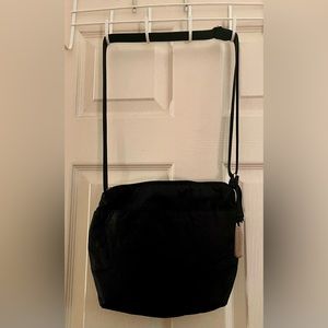 LesportSac black bag! Very unique design within the black & adjustable straps